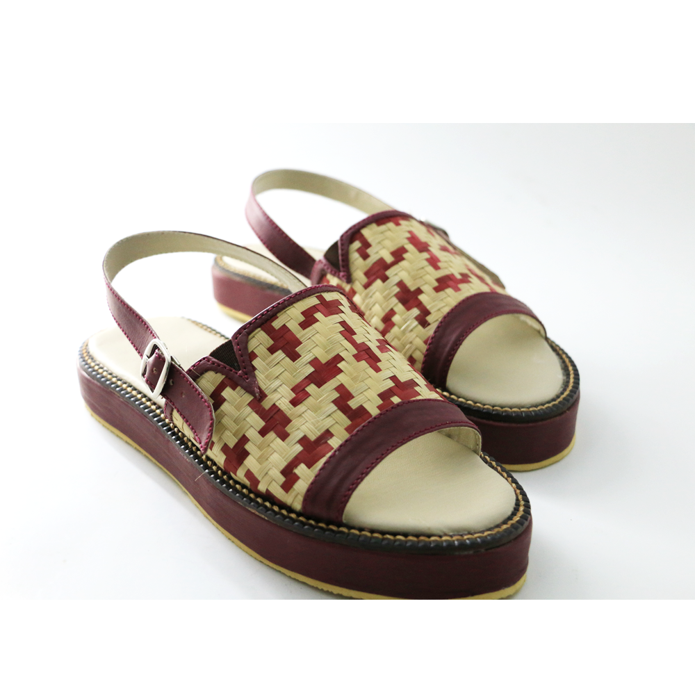 Anyaman Mules Sandal Image