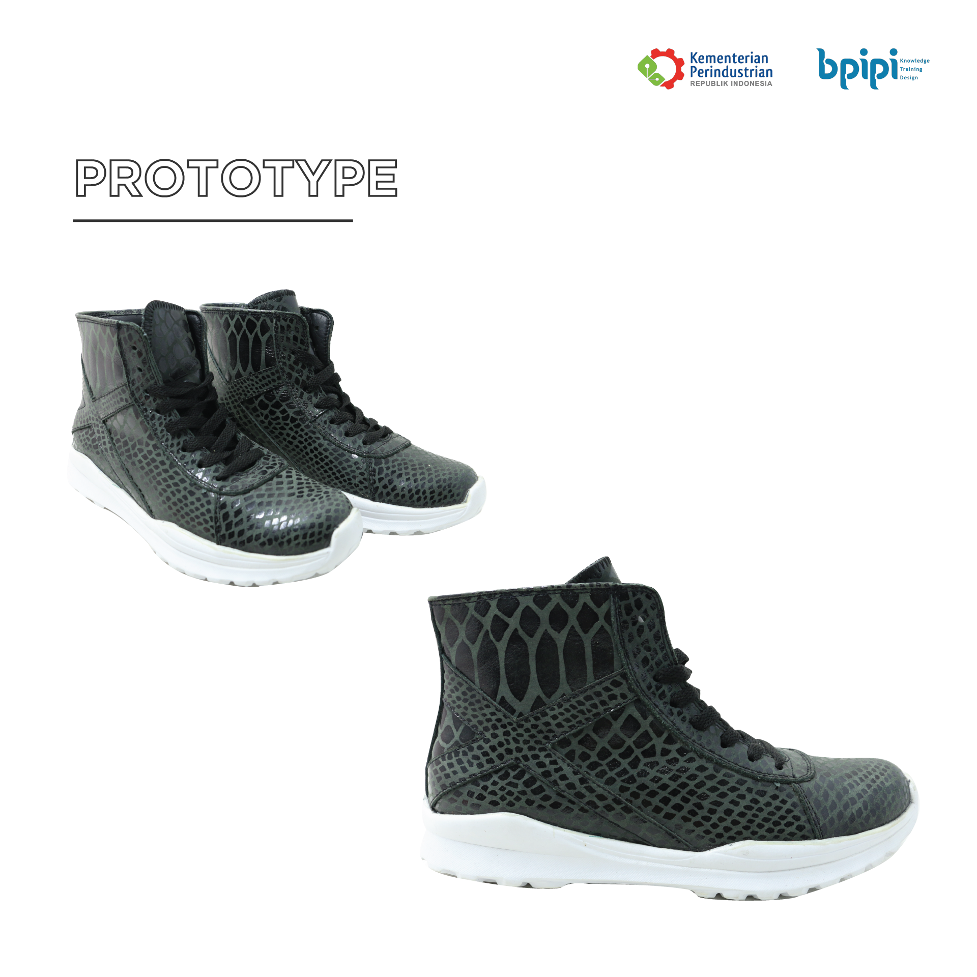 High Full Black Sneaker motif kulit ular Image